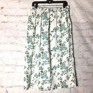 Orvis Floral Print Crinkle Skirt
